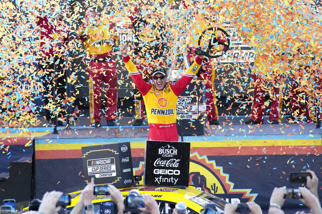 NASCAR Phoenix Auto Racing